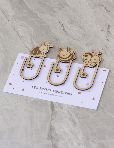 lot marque-page insecte en bois avec papillon, escargot, abeille découpé laser