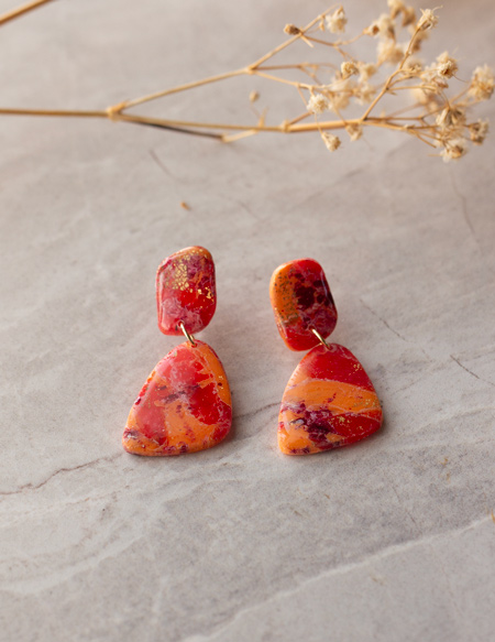 Boucles d'oreille cornaline orange rouge fimo artisanale acier inoxydable